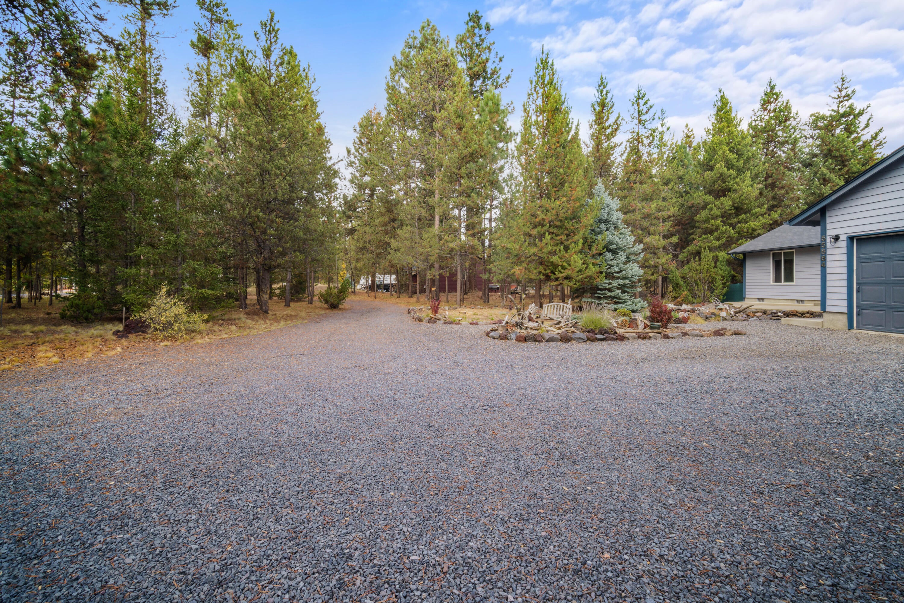 55884 Black Duck Road Bend, OR 97707 - Photo 31 of 41 Lot 9 is to the left