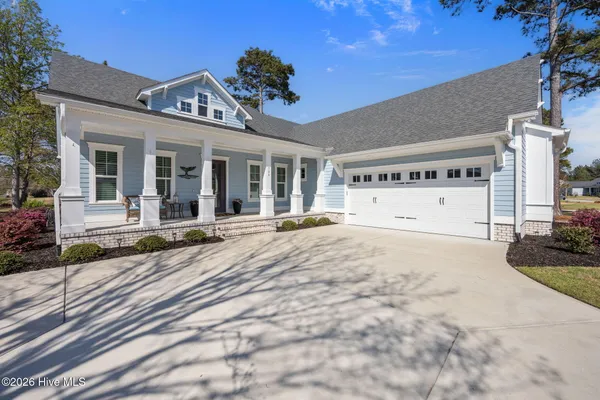 $689,900 | 788 Breezewood Drive Southeast, Bolivia, NC 28422