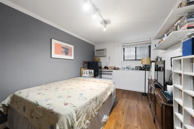 $1,945,000 | 311 East 83rd Street, Unit B | Upper East Side