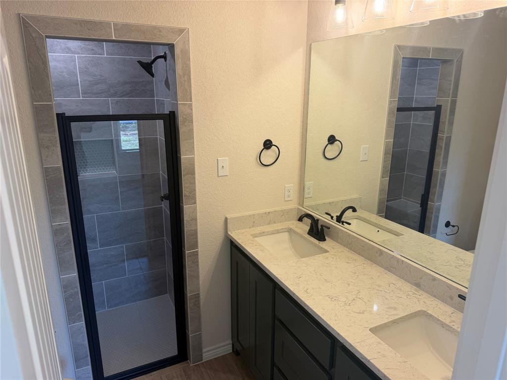 245 Altom Road Springtown, TX 76082 - Photo 7 of 8 Gallery Image 7