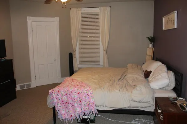 $269,900 | 724 West Broadway Street, Winona, MN 55987