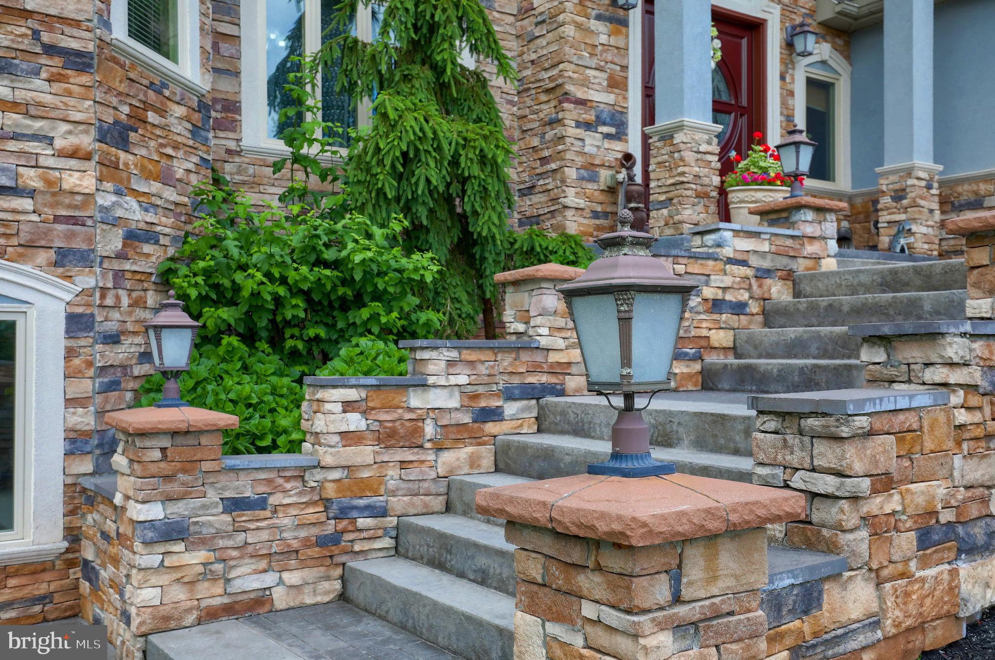 70 Horseshoe Trail Road Denver, PA 17517 - Photo 14 of 128 Stairway to Upper /Main Level