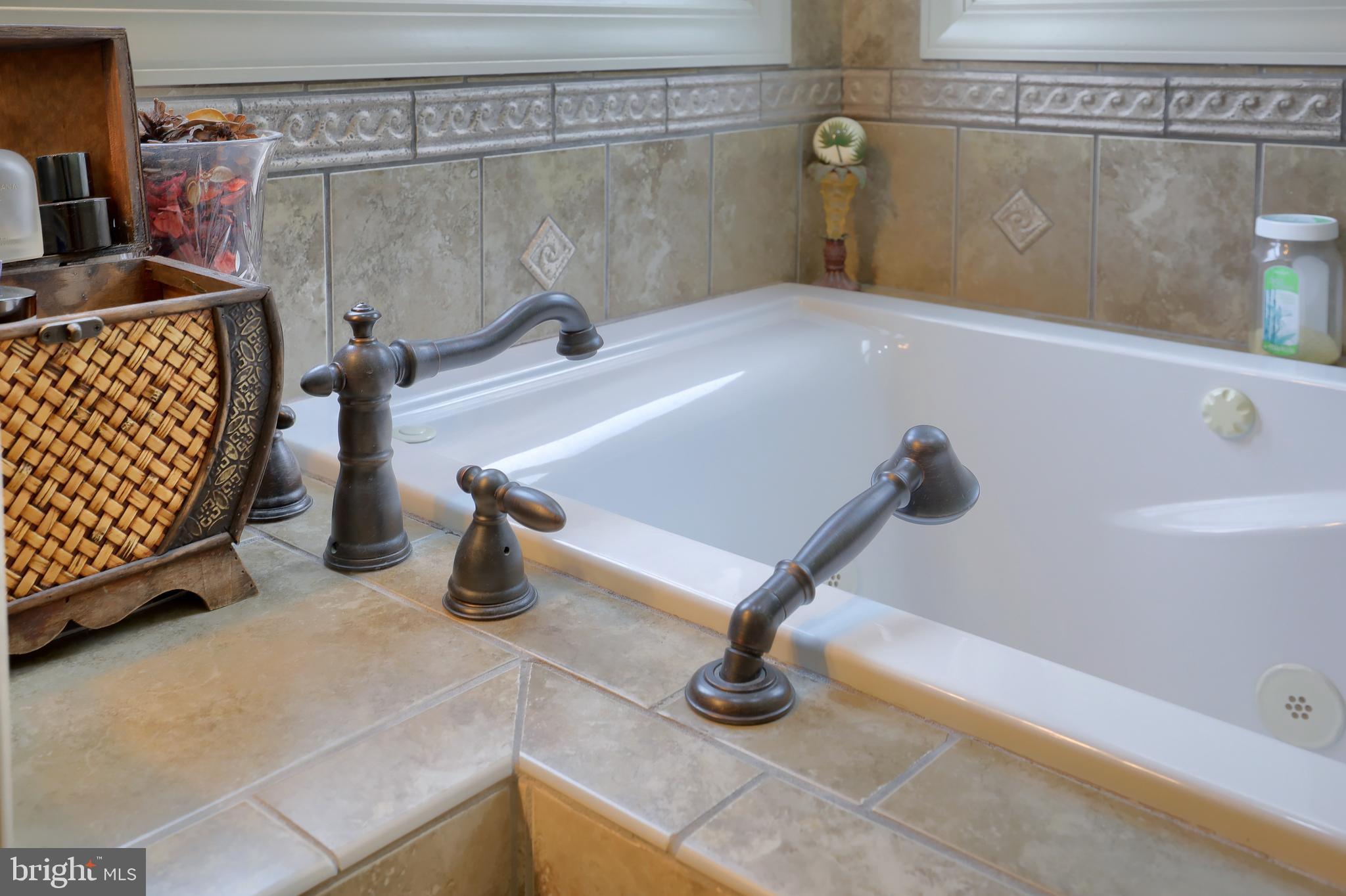 70 Horseshoe Trail Road Denver, PA 17517 - Photo 57 of 128 Whirlpool Tub