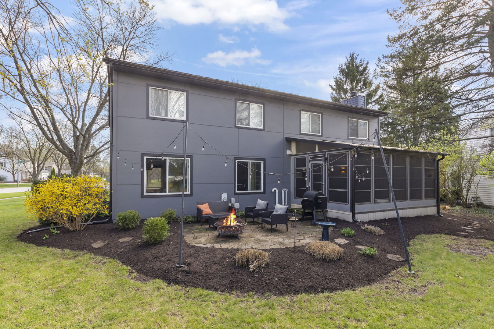 1925 Coach Drive Naperville, IL 60565 - Photo 11 of 41