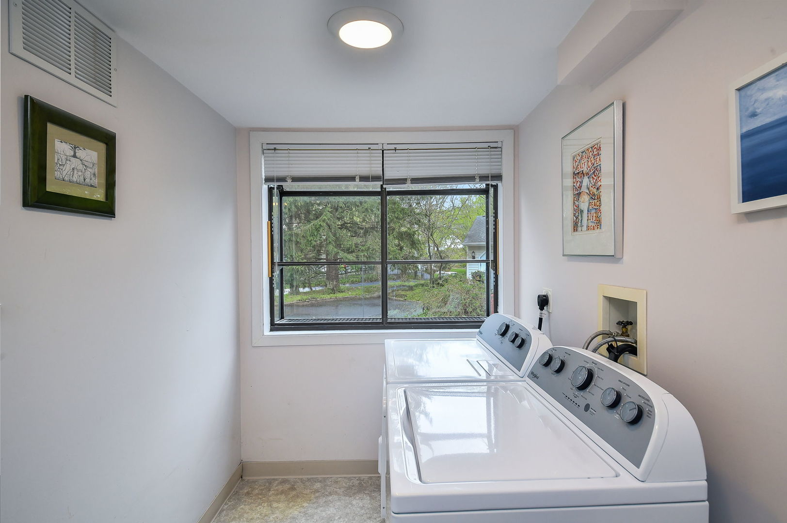 1925 Coach Drive Naperville, IL 60565 - Photo 14 of 41