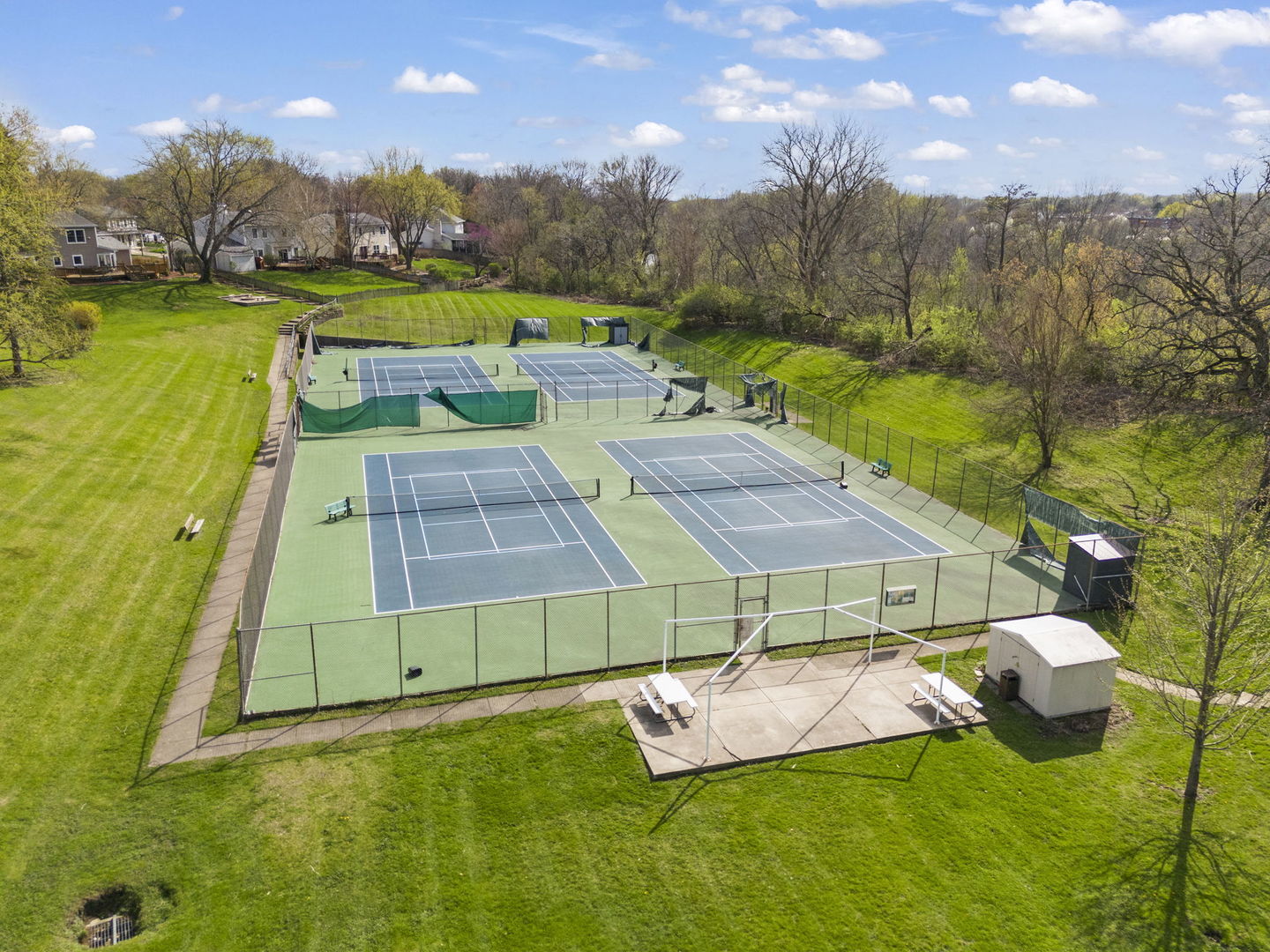 1925 Coach Drive Naperville, IL 60565 - Photo 34 of 41