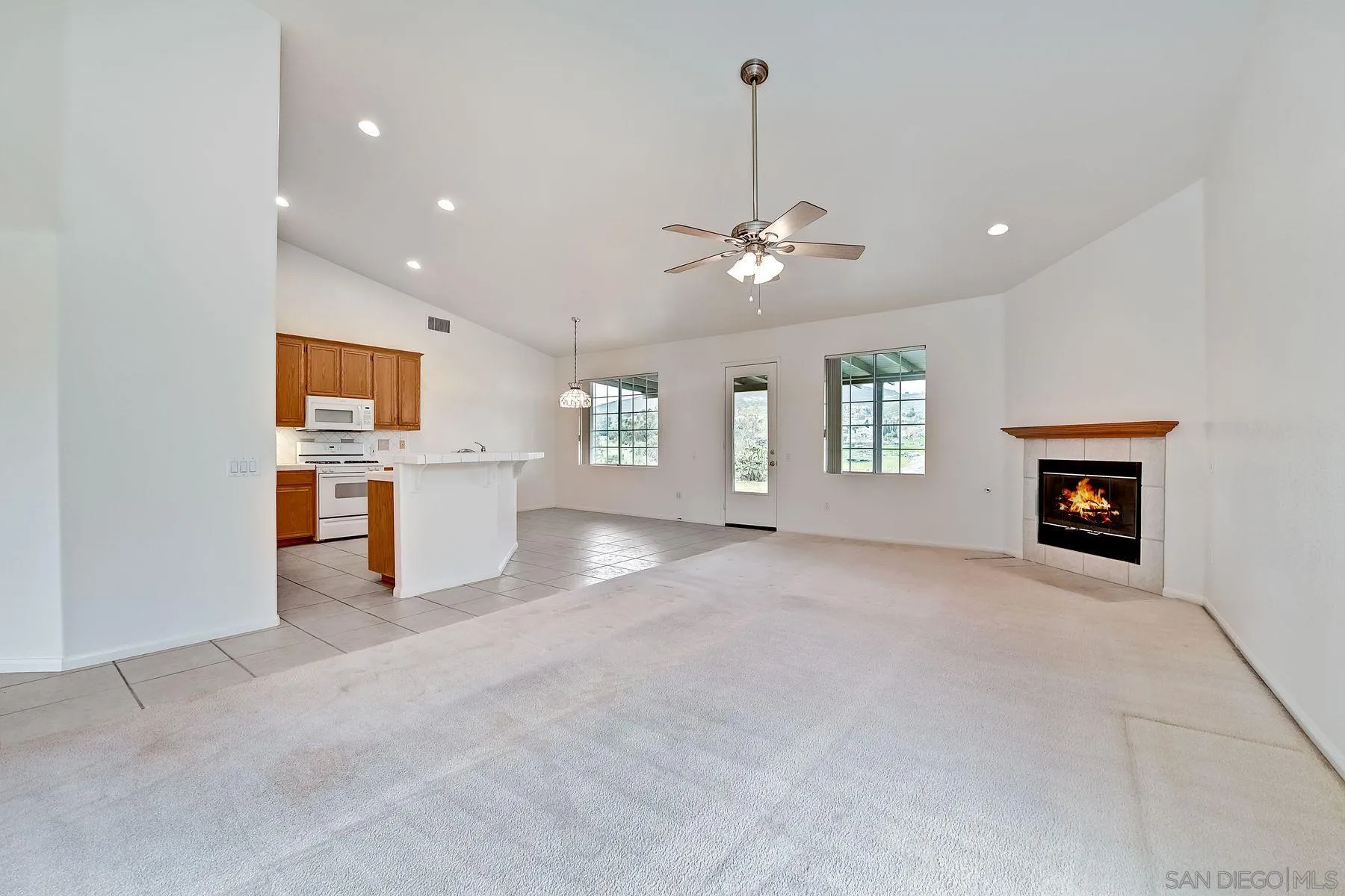 11820 Gay Rio Lane Lakeside, CA 92040 - Photo 13 of 34 Gallery Image 13