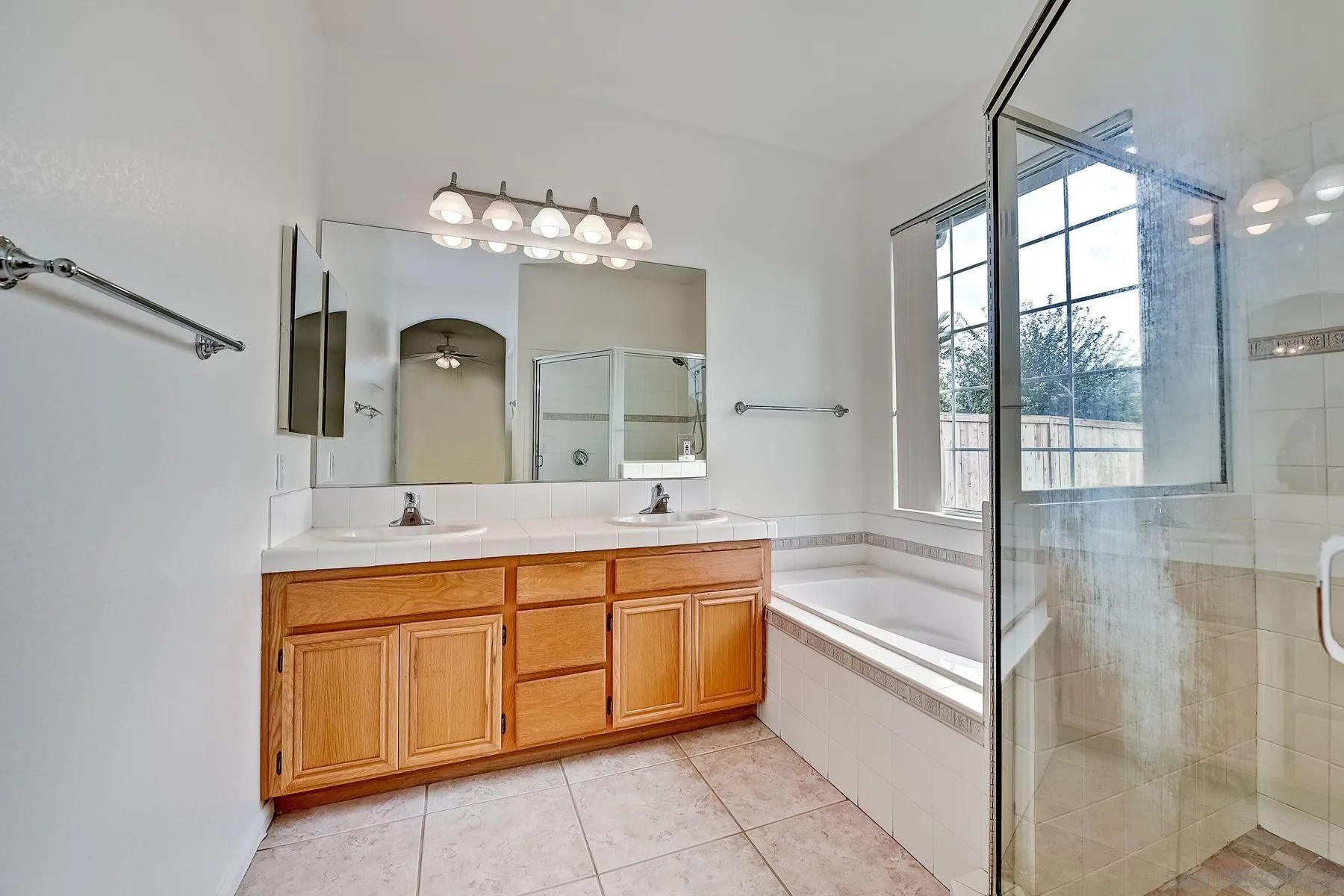 11820 Gay Rio Lane Lakeside, CA 92040 - Photo 30 of 34 Gallery Image 30