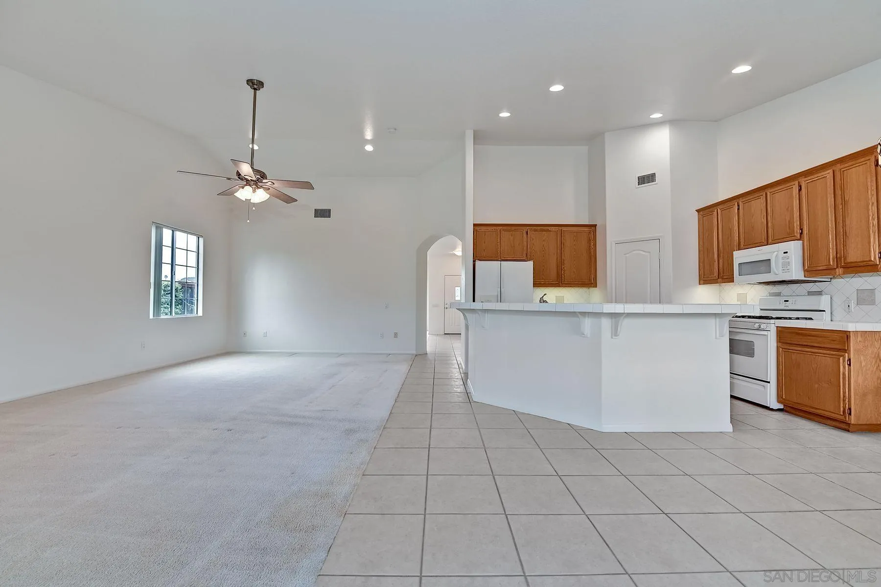 11820 Gay Rio Lane Lakeside, CA 92040 - Photo 9 of 34 Gallery Image 9