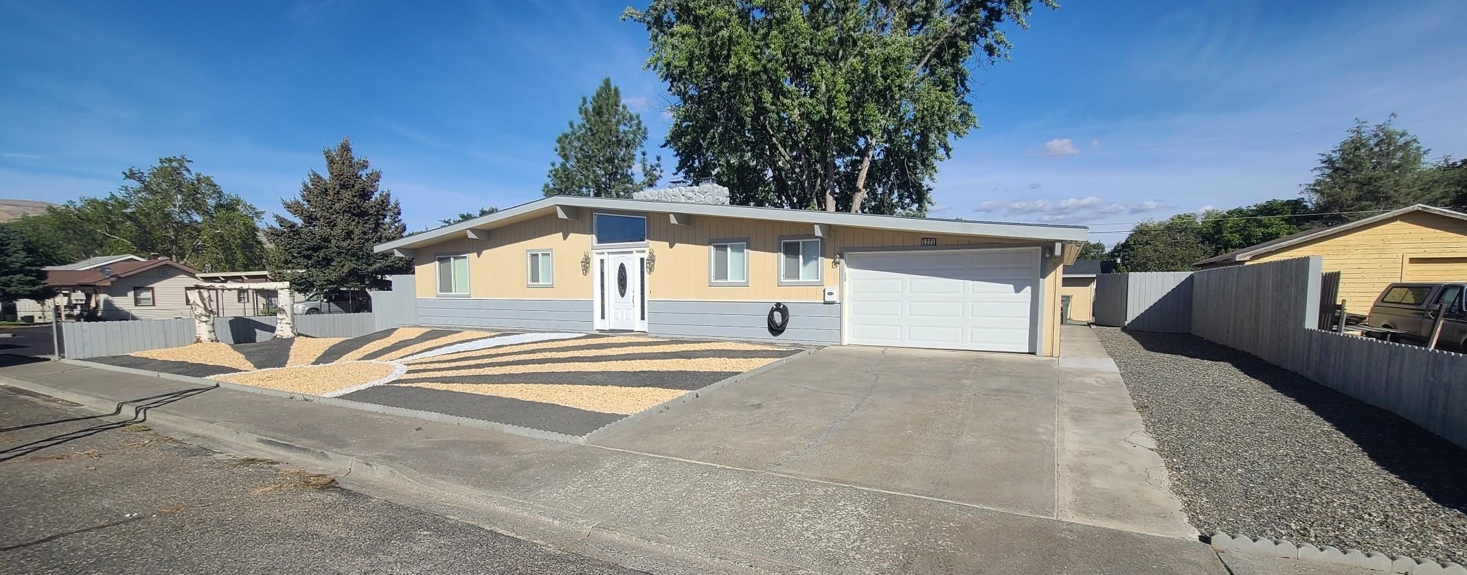 1221 7th Street Clarkston, WA 99403 - Photo 4 of 44