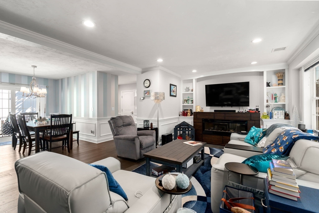 45 Endicott Street, Unit 45 Canton, MA 02021 - Photo 4 of 28 Gallery Image 4