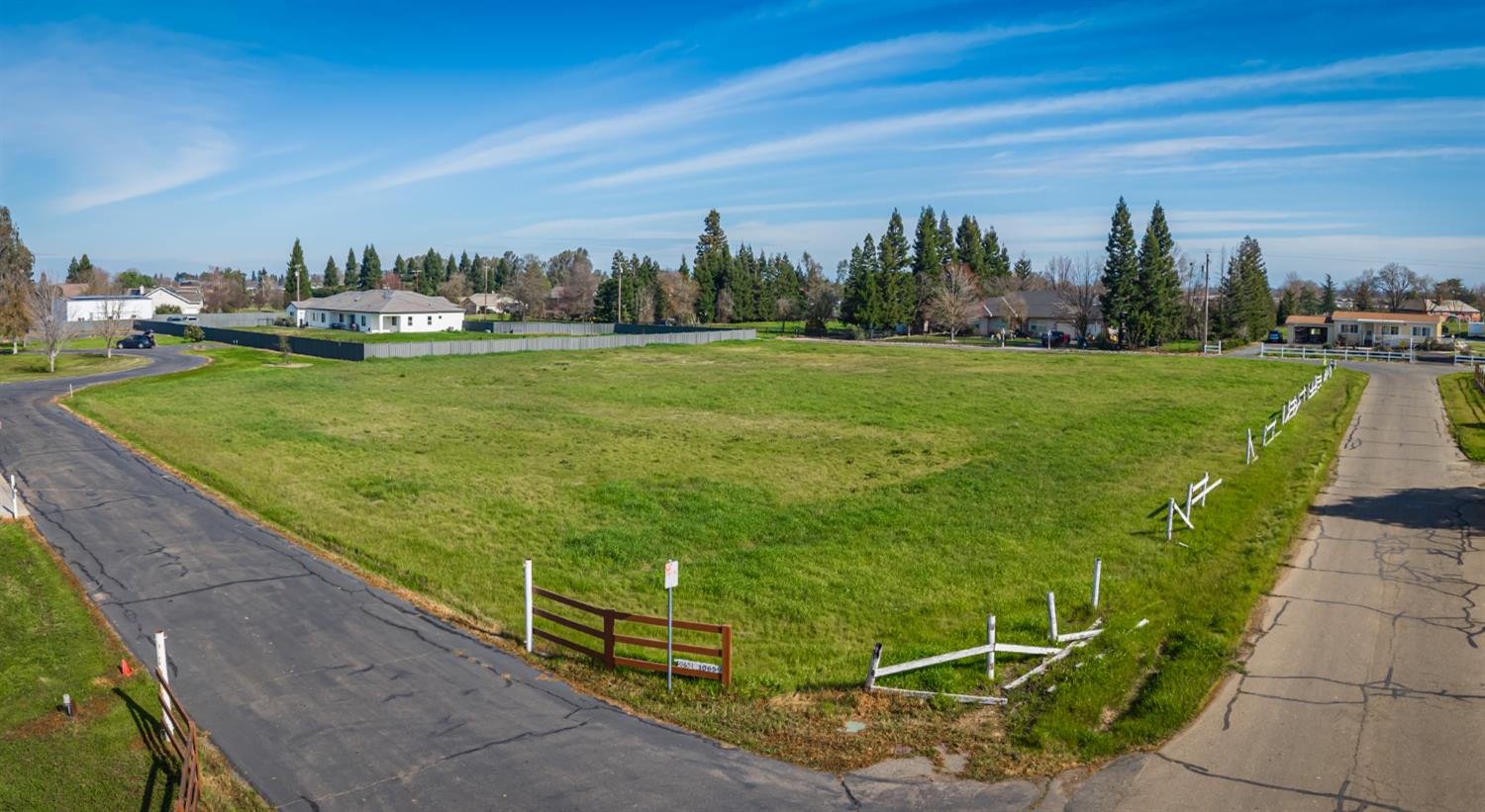 10685 Halfway Road Elk Grove, CA 95624 - Photo 15 of 19 a view of a golf course with a lake