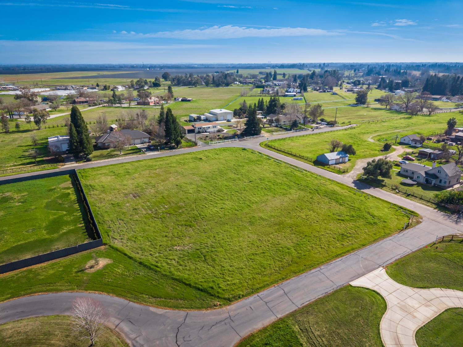 10685 Halfway Road Elk Grove, CA 95624 - Photo 2 of 19 an aerial view of a pool