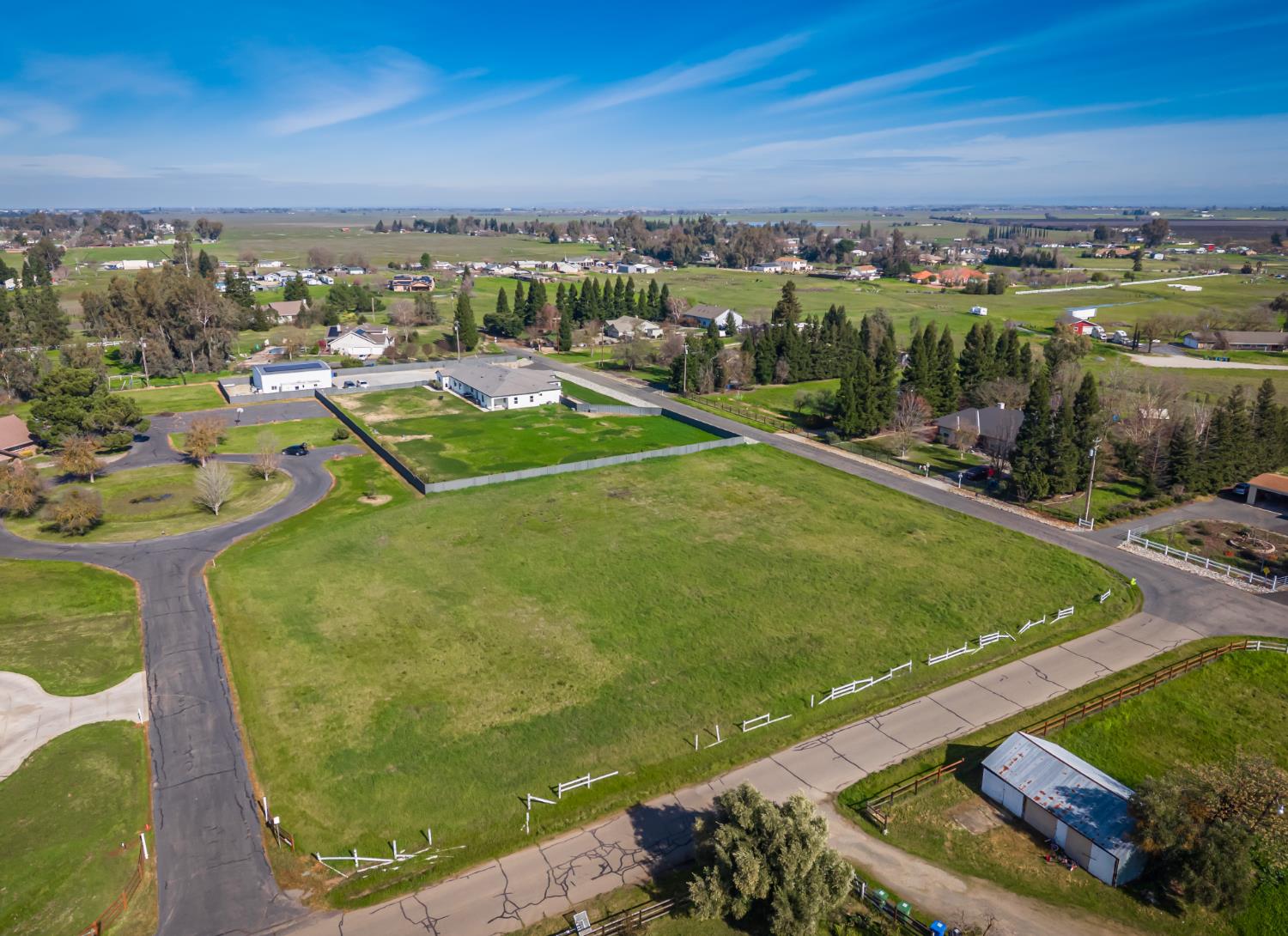 10685 Halfway Road Elk Grove, CA 95624 - Photo 4 of 19 an aerial view of a pool