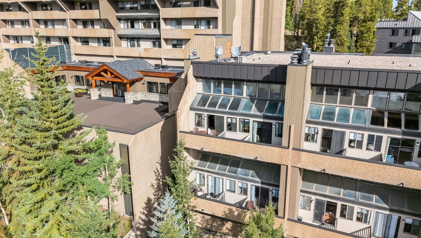601 Village Road, Unit 501 Breckenridge, CO 80424 - Photo 38 of 50 a front view of a building with a lot of windows