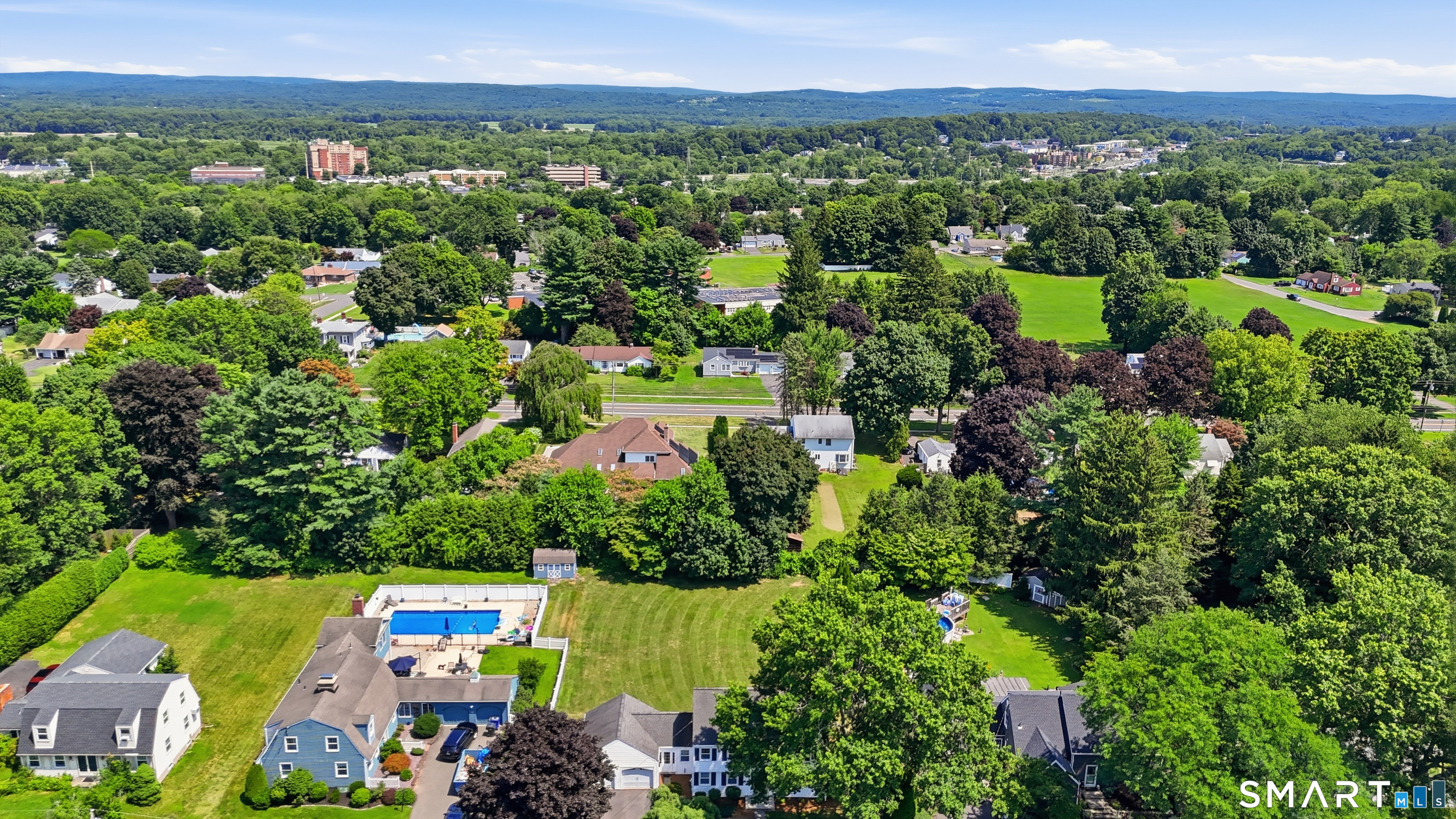 74 Boulter Road Wethersfield, CT 06109 - Photo 9 of 40