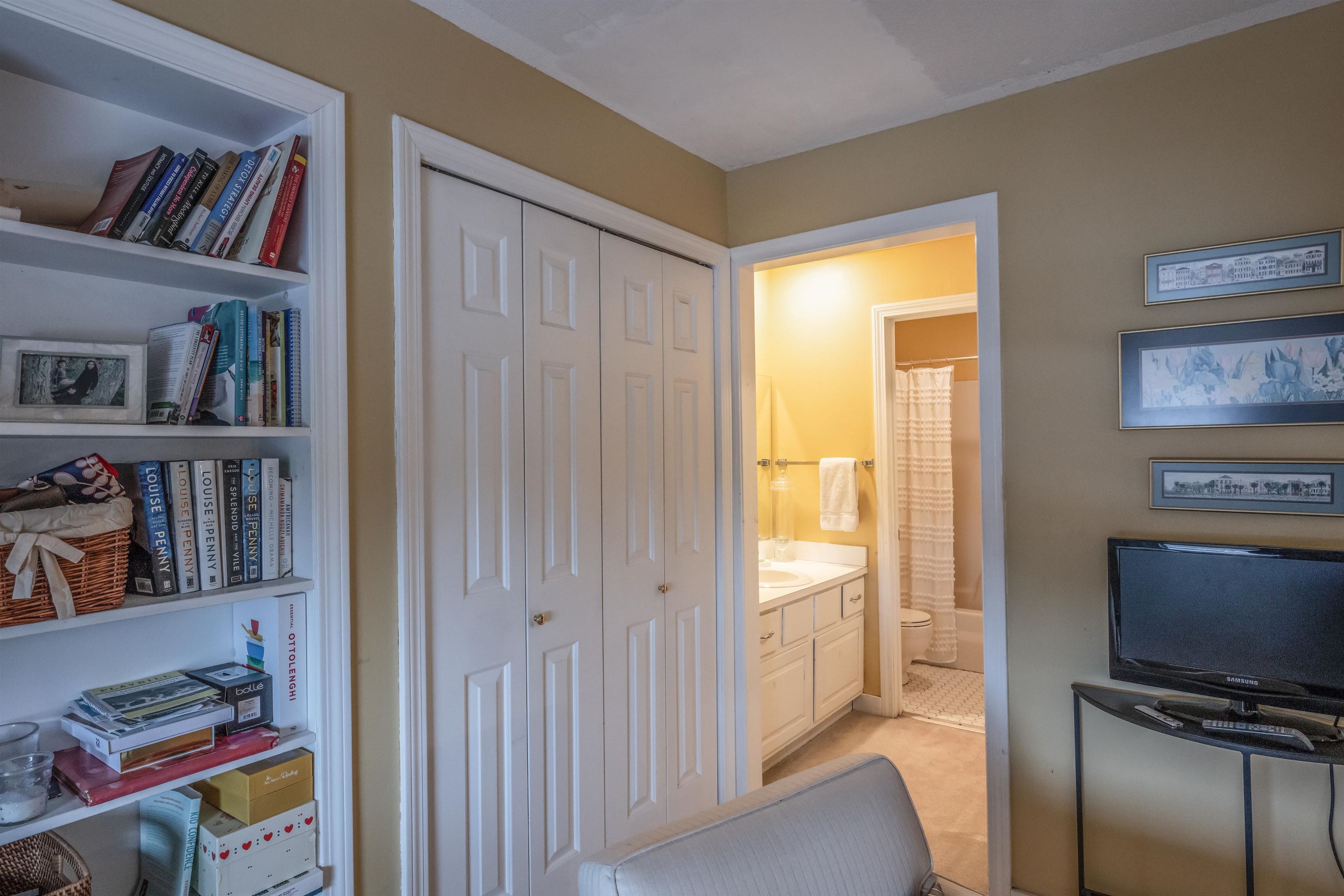 974 Hard Road, Unit D6 Hartford, VT 05059 - Photo 27 of 38