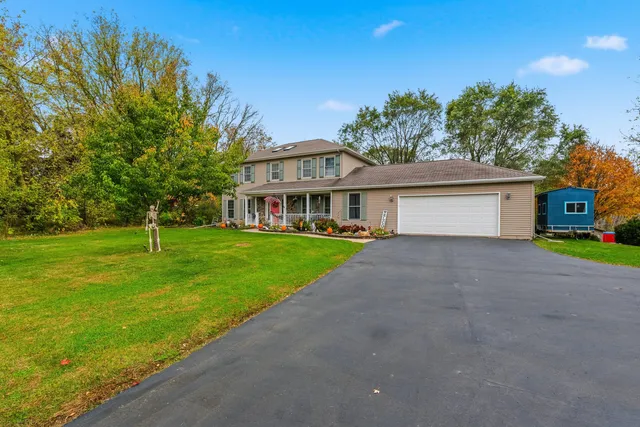 $542,000 | N456 Stoney Birch Road, Sherman, WI 53075