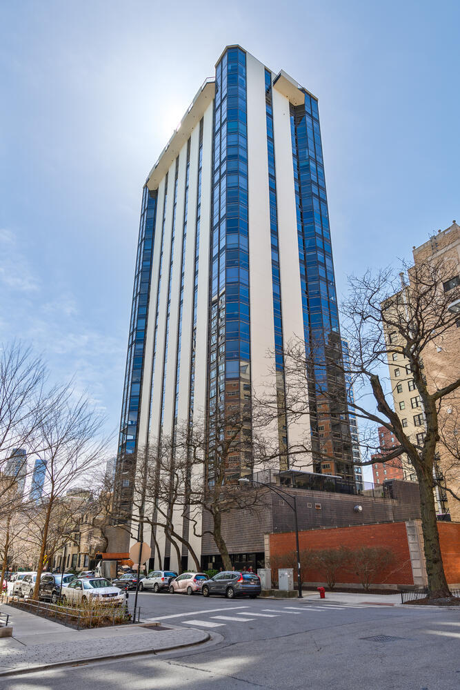 1310 North Ritchie Court, Unit 27C Chicago, IL 60610 - Photo 1 of 30 front view of a building