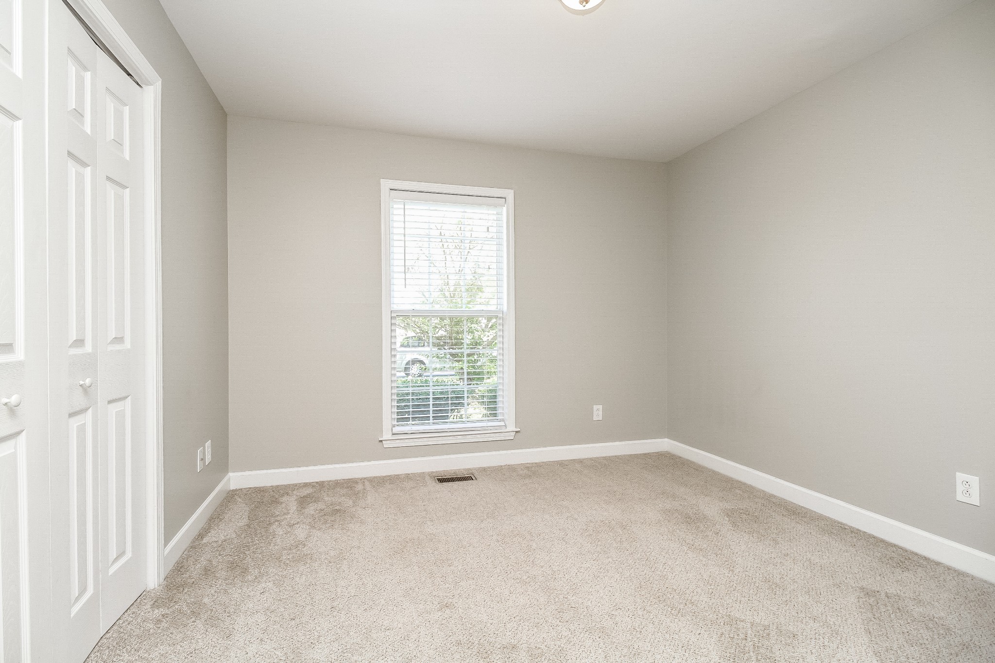 2921 Stapleton Drive Spring Hill, TN 37174 - Photo 11 of 17 an empty room with a window