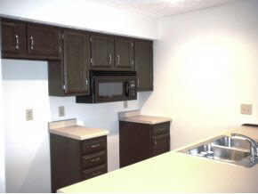 1348 South College Mall Road, Unit H4 Bloomington, IN 47401 - Photo 6 of 7 Gallery Image 6