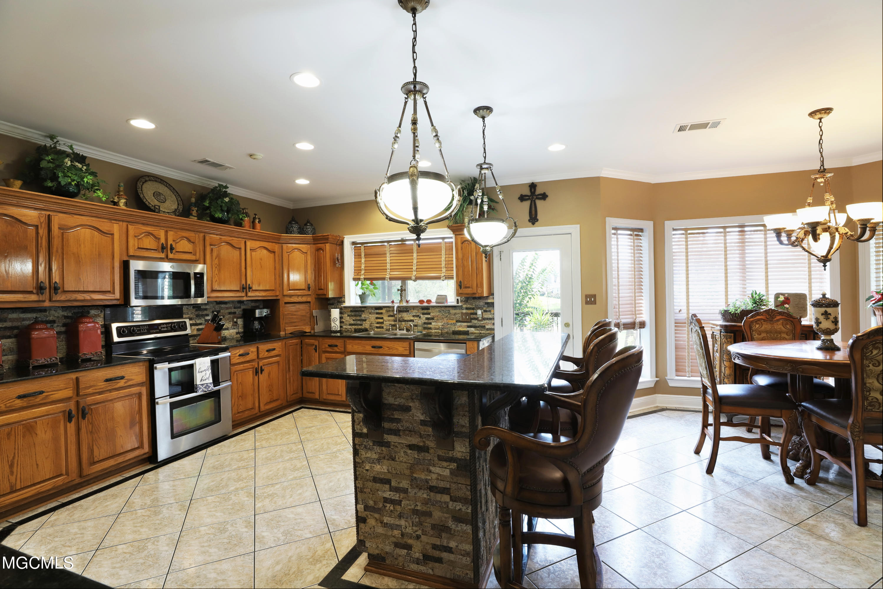 5075 Crescent Ridge Drive Kiln, MS 39556 - Photo 18 of 49 Kitchen