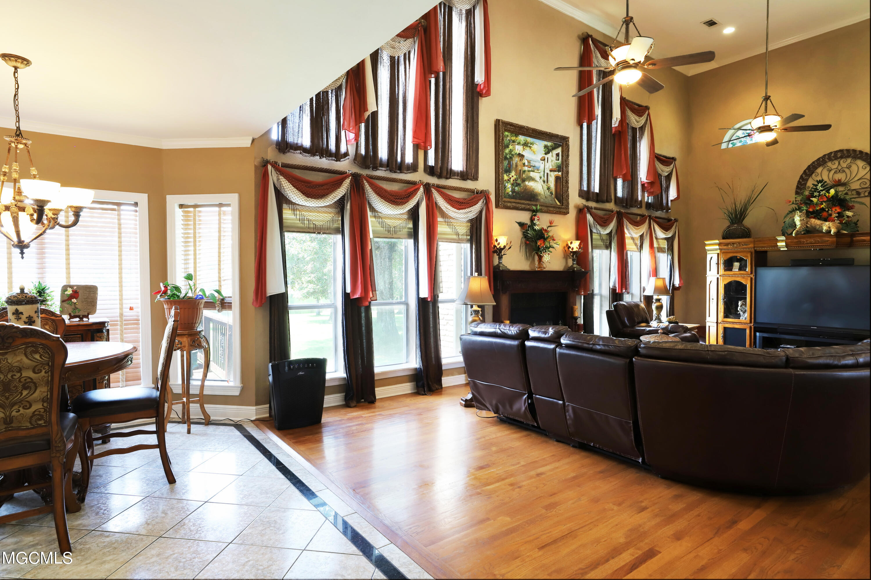 5075 Crescent Ridge Drive Kiln, MS 39556 - Photo 9 of 49 Living Room