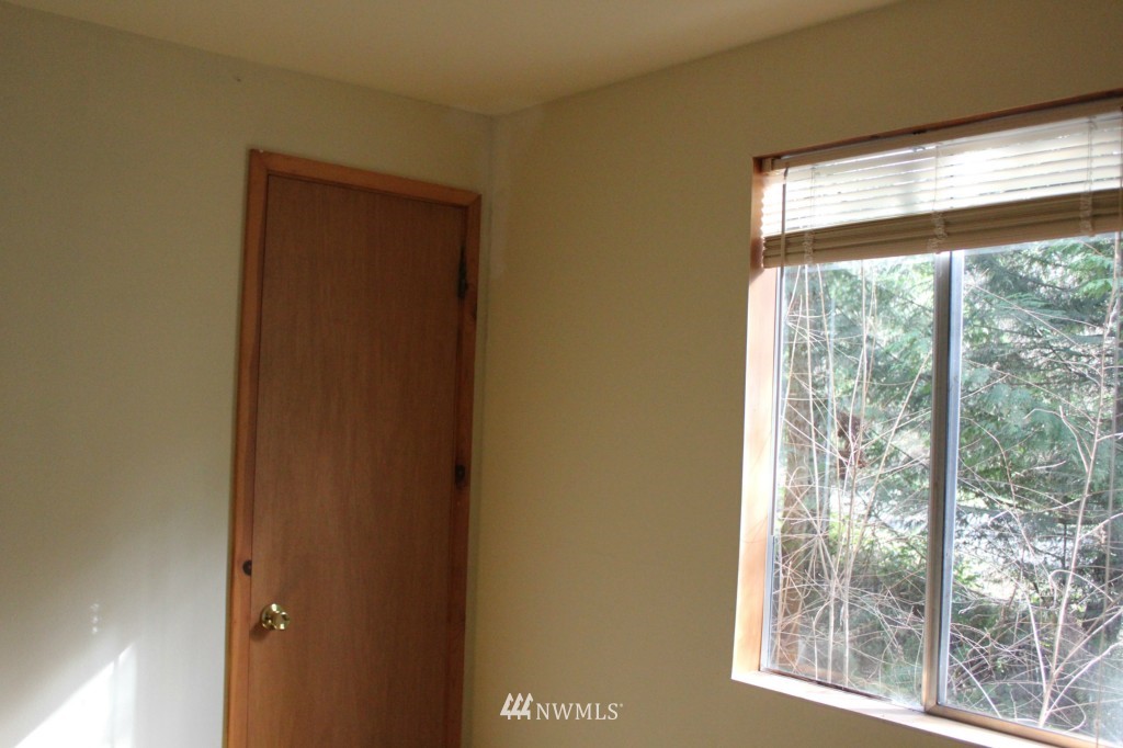 492 Payne Road Quilcene, WA 98376 - Photo 7 of 23 Gallery Image 7