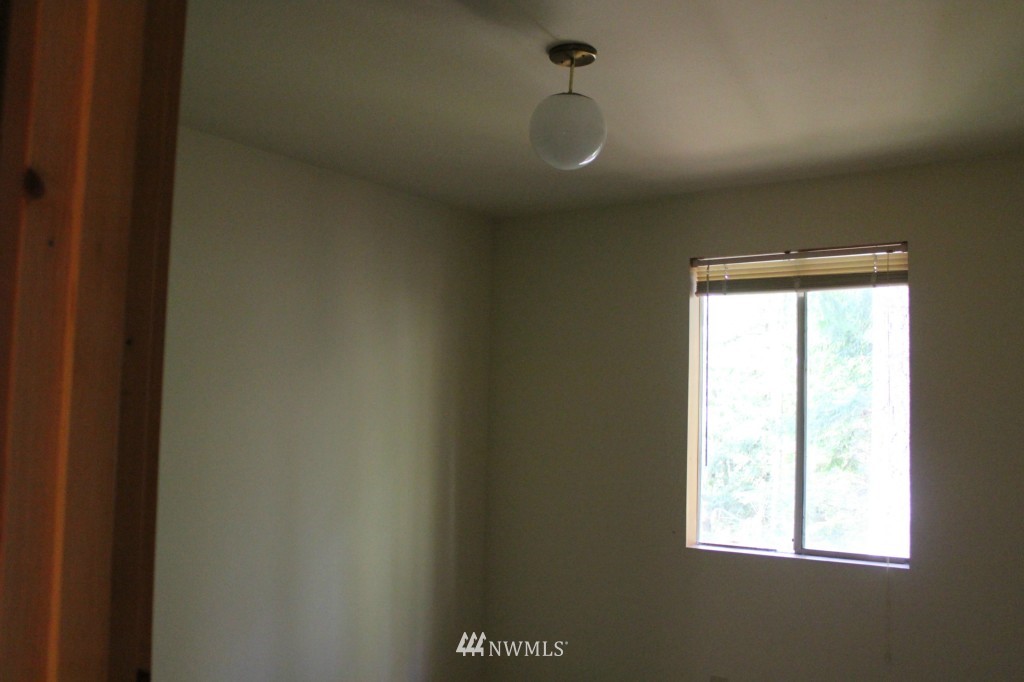 492 Payne Road Quilcene, WA 98376 - Photo 8 of 23 Gallery Image 8