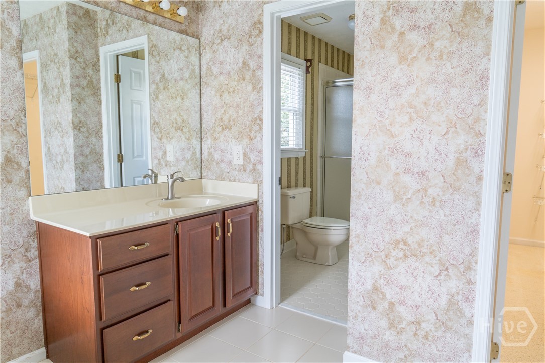 1963 Rehoboth Road Bowman, GA 30624 - Photo 36 of 64 Primary bathroom