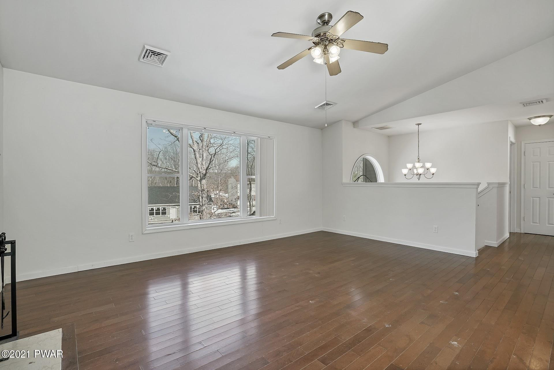 103 Hebula Road Milford, PA 18337 - Photo 4 of 30