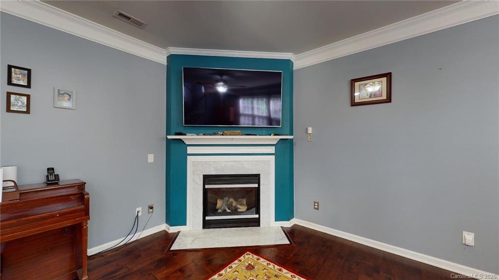 3602 Cole Mill Road Charlotte, NC 28270 - Photo 8 of 39