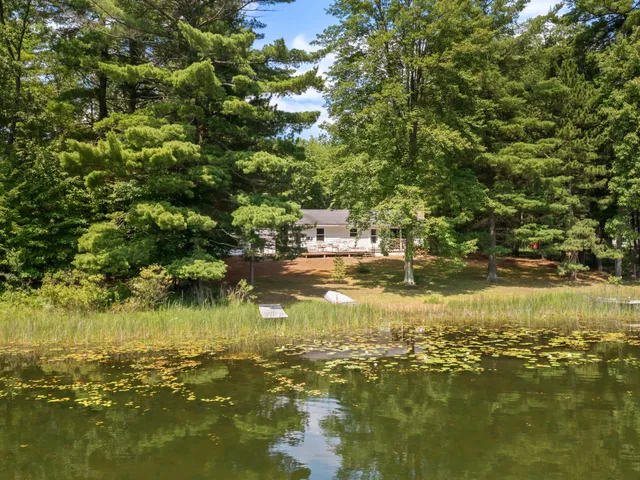 $250,000 | 4710 Lakeside Drive, Brethren, MI 49619