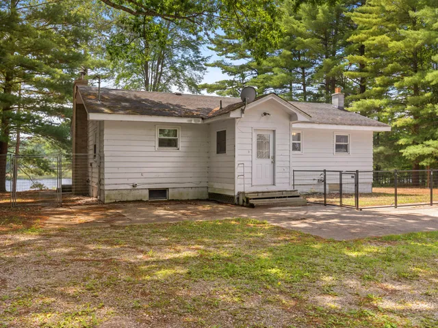 $250,000 | 4710 Lakeside Drive, Brethren, MI 49619
