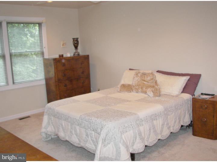 96 Tulip Road Southampton, PA 18966 - Photo 15 of 25