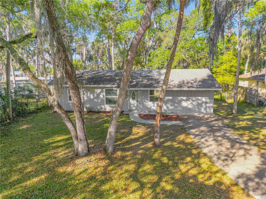 420 Perdita Avenue Edgewater, FL 32132 - Photo 3 of 39