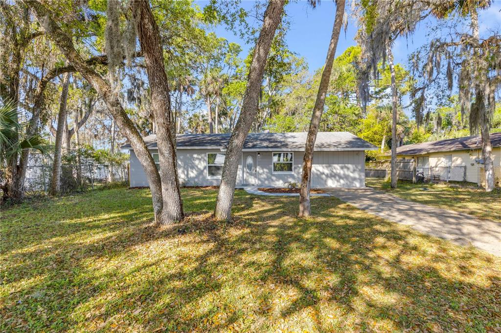 420 Perdita Avenue Edgewater, FL 32132 - Photo 4 of 39