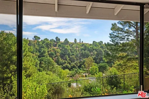 $1,900,000 | 2628 Claray Drive, Los Angeles, CA 90077