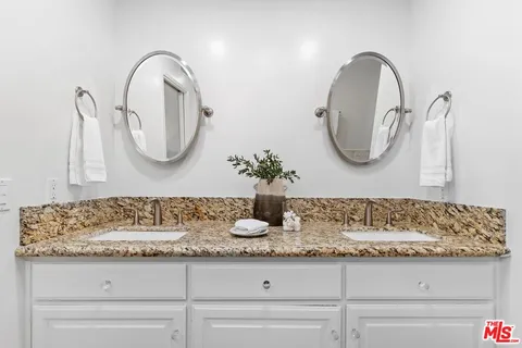 $1,900,000 | 2628 Claray Drive, Los Angeles, CA 90077