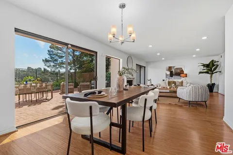 $1,900,000 | 2628 Claray Drive, Los Angeles, CA 90077