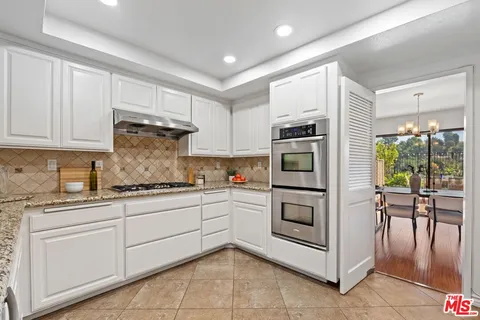 $1,900,000 | 2628 Claray Drive, Los Angeles, CA 90077