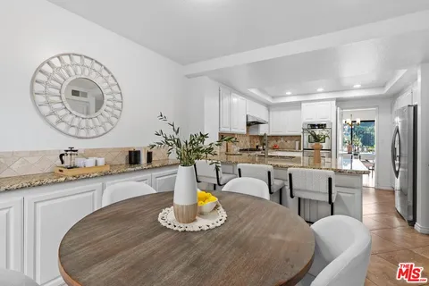 $1,900,000 | 2628 Claray Drive, Los Angeles, CA 90077