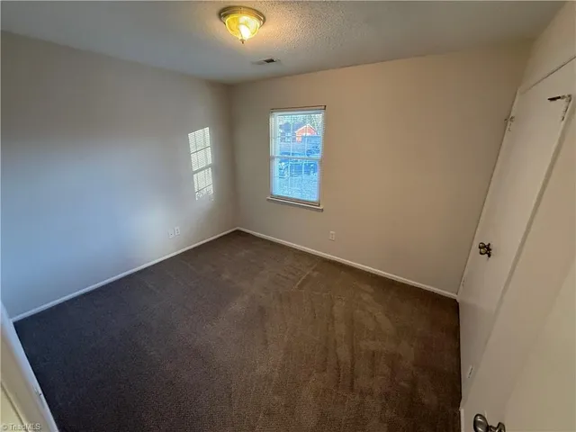 $1,395 | 2725 Laguna Avenue, Winston-Salem, NC 27103