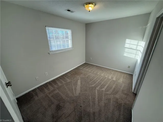 $1,395 | 2725 Laguna Avenue, Winston-Salem, NC 27103