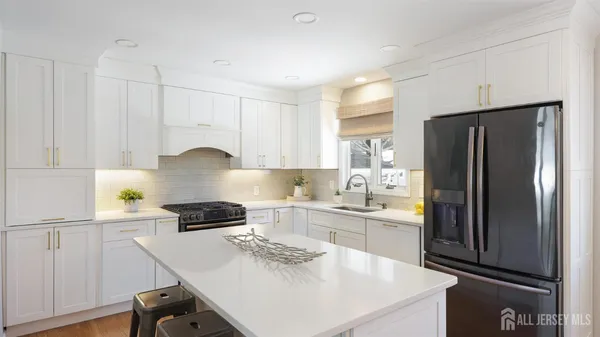 $4,750 | 70 Connor Avenue, Metuchen, NJ 08840