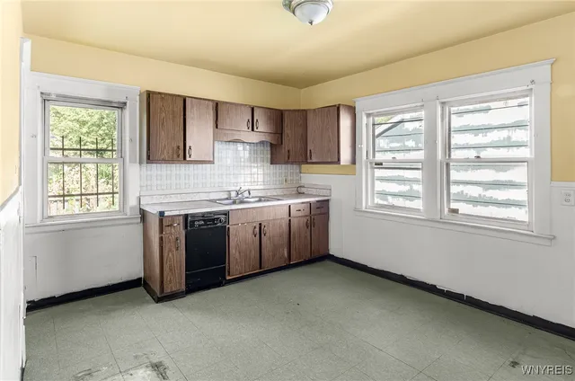 $99,900 | 32 Schuele Avenue, Buffalo, NY 14215