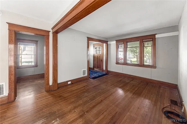 $99,900 | 32 Schuele Avenue, Buffalo, NY 14215