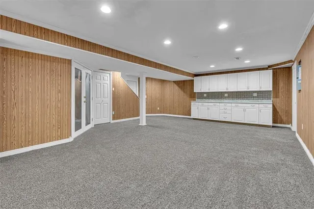 $750,000 | 5650 Southeast W Highway, Lathrop, MO 64465