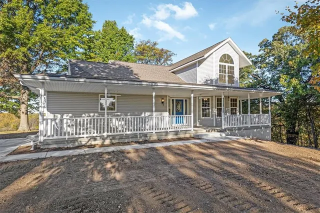 $750,000 | 5650 Southeast W Highway, Lathrop, MO 64465