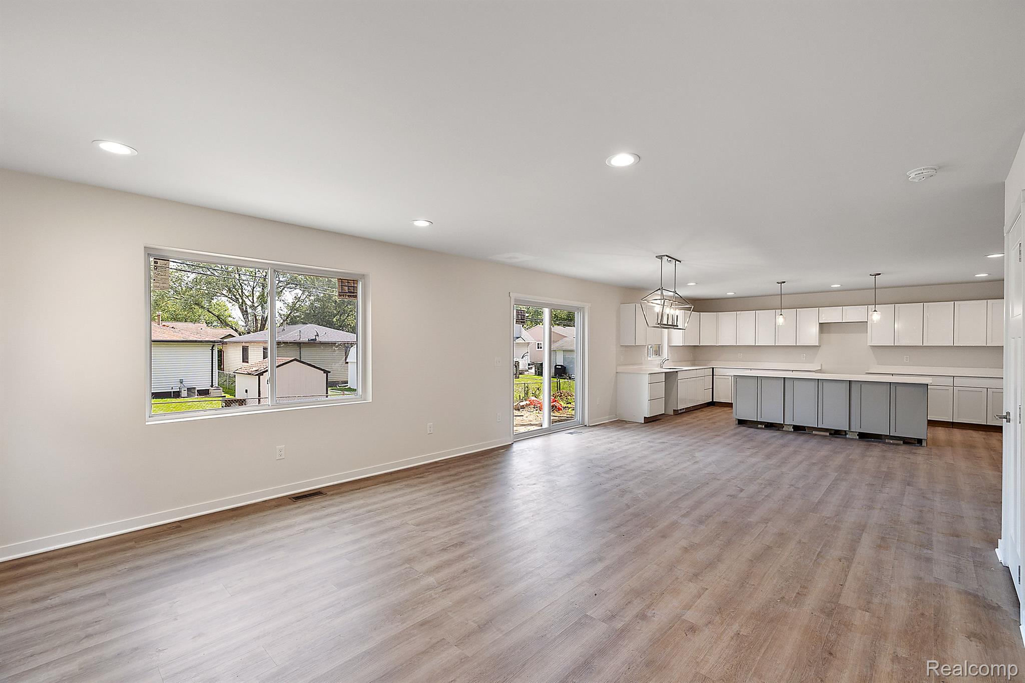 2825 Walsh Drive Rochester, MI 48309 - Photo 17 of 38 Gallery Image 17